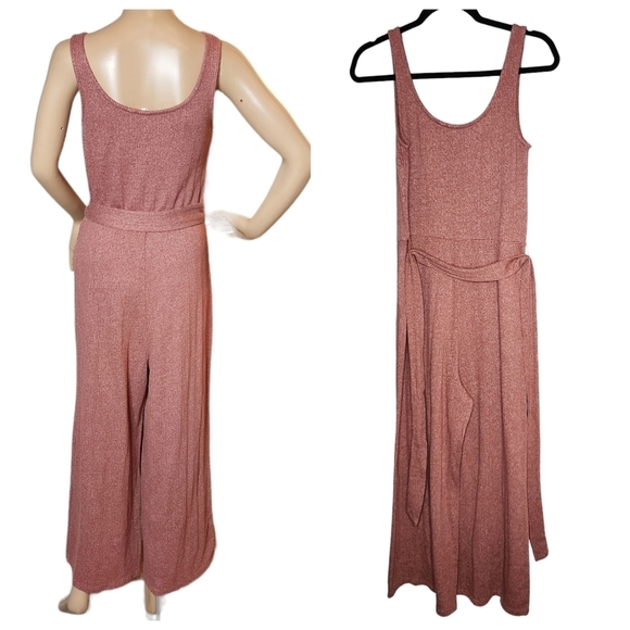 Gap pink ribbed knit sleeveless belted wideleg cropped jumpsuit. Size small. - Picture 9 of 15